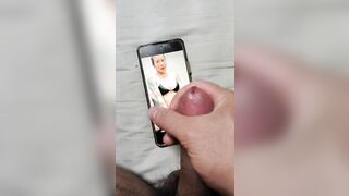 Sục chị gái xăm trổ