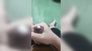 Mới tập thủ dâm k11
