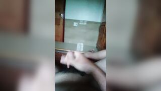 Tìm ng sục chung k11
