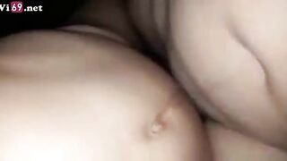 Ngoại tình với em trai ở chòi lá chị tâm sự chồng chơi không sướng không thỏa mãn