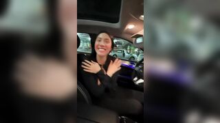 Bạn thân mà hở ra là đòi đụ