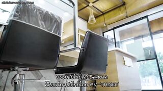 Đưa vợ đi làm tóc nào ngờ vợ bị chủ tiệm đụ nát lồn