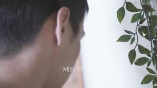 Thầy giáo thanh nhạc địt em học sinh mới lớn