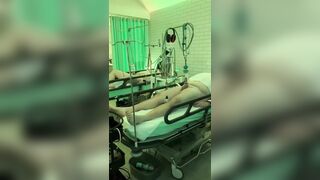Máy thủ dâm cho nam ở bệnh viện Trung Quốc?