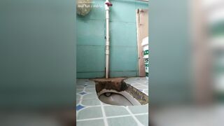 Em teen bím hồng chưa lông thủ dâm