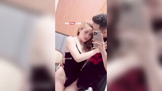 Tố Trân Hot girl tóc vàng lộ clip địt nhau trước gương với bạn trai