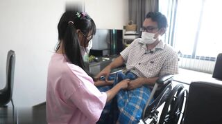 Tuy tàn nhưng không phế chịch con gái nuôi dâm đãng
