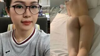 Chị gái Văn phòng tri thức và cậu trai trẻ có con cu to dài 2