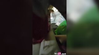 Nhìn ren đỏ chứng tỏ chim đỏ