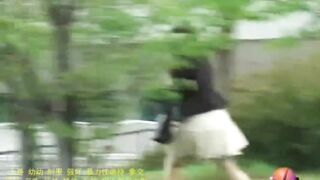 Cô gái nứng lồn rên la khi bị khoá quần lót vào ghế