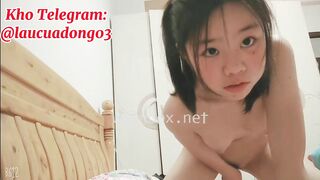 EM GÁI Ở NHÀ THỦ DÂM