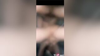 Đang địt mà a rút cu ra nứng móc bắn đầy nước ra điện thoại