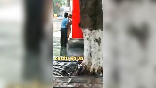Thứ Bảy mưa rơi nhiều.