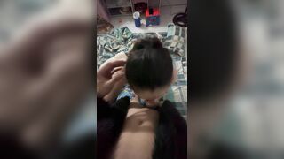 Cận cảnh em hút tinh ra