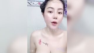 Thanh Vân *** Trường bổ túc, Cởi đồ vay tiền với cái lồn hồng