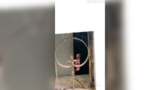 Thanh niên crush bé phòng bên hnay quay lén thì thấy e nó xem sex móc lồn