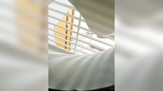 Đẹp dáng ngon nhưng vú lép