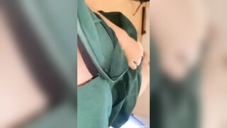 Được hôm đi tham quan lén sờ vú lồn cô bạn thân khi ngủ say🌚🌚