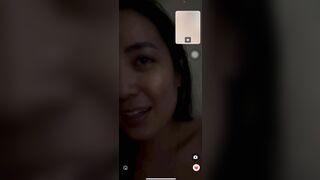 Giả gái gạ e 2k8 call sex, bảo bât điện lên e bảo đang ngủ với mẹ nên show ko móc