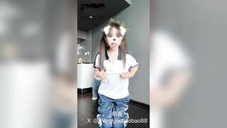 Em loli show