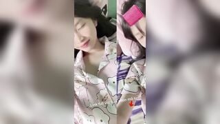 Ngọc Huệ 2k8 , cho bạn địt, bắn tinh đầy mặt nhìn mặt là biết e dâm cỡ nào rồi