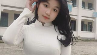 bú cho ny
