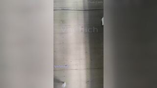 Học sinh bayh hay thật, Thanh niên bú vú địt bạn học ngay trong lớp học