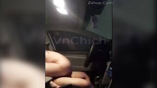 Quay lén cặp đôi đụ nhau giữa oto ko đóng cửa sổ bao nhiu người nhìn