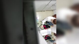 Clip Quay Lén Học Sinh Thay Đồ Diễn Văn Nghệ