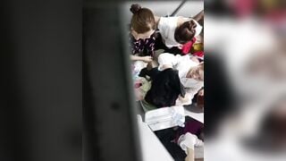 Clip Quay Lén Học Sinh Thay Đồ Diễn Văn Nghệ
