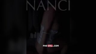 Em cưỡi ngựa giỏi hông anh