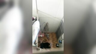 Bạn thân của người yêu ở trọ phòng kế bên dẫn bạn trai về