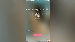 Chuppy việt nam thủ dâm nước lồn tung toé ướt hết gối đi ngủ