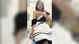 Em hầu gái siêu dăm