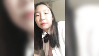 bé chuppy vừa đi học về vạch lồn thủ dâm bị e trai phát hiện