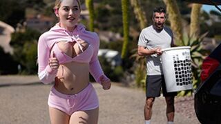 (Sex Âu-Mỹ) NHÌN VẾU GÁI ĐANG CHẠY BỘ VÀ CÁI KẾT...
