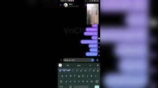bé học sinh vào wc thủ dâm nhưng quên ko đóng cửa và cái kết đắng