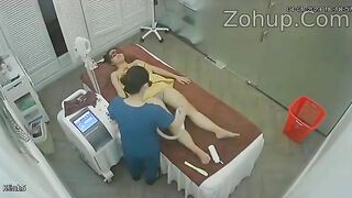 quay lén chị máy bay đi triệt lông bím xong nhờ nhân viên móc lồn cho mình