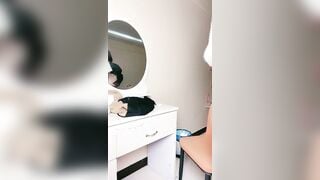 2 chị em chơi les với nhau
