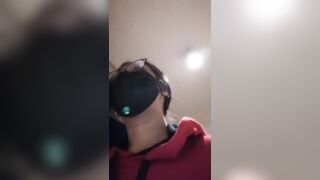 em gái ra ngoài cầu thang chung cư thu dam p2