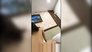 Chị Đồng Nghiệp Siêu Dâm Nước Lồn Chảy Không Có Điểm Dừng