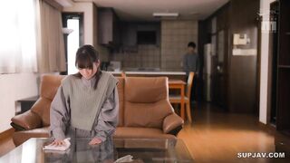 (phimsextop) Bố má thường xuyên đi vắng, hai chị em ở nhà “nương nhau mà sống”