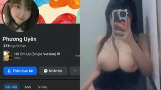 Clip Sex Phương Uyên (Chuckychoo) 1m52 Gymer Vú Khủng Lồn Hồng Đầy Nước