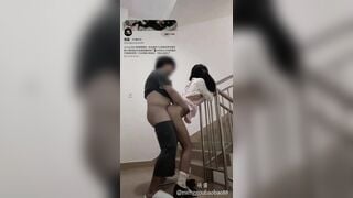 Cho thằng bạn thân đụ ở cầu thang ký túc xá nam