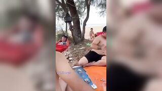 Nhậu miền tây, Đang nhậu lôi nhau vợ ra chịch trong sự bất ngờ của bb