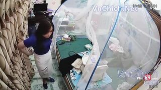 Hack camera, E học sinh dẫn ny về nhà địt, Đang địt nhau thì anh chị họ đến chs