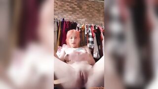 Em gái 2k8 thủ dâm lồn trắng hồng