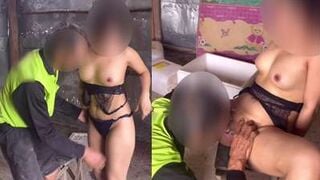 Cho Lão Ăn Xin Nếm Lại Hương Vị Da Thịt Phụ Nữ