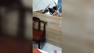 Em sinh viên trường đại học Công nghiệp vừa chơi em vừa kể lúc làm tình