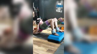 Gái Già Phòng Tập Gym Mông To - P1